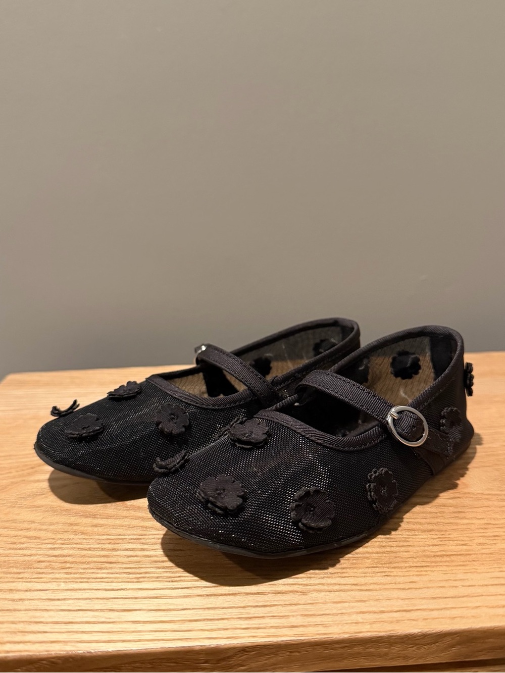 Zara Girls' Black Floral Mary Jane Flats